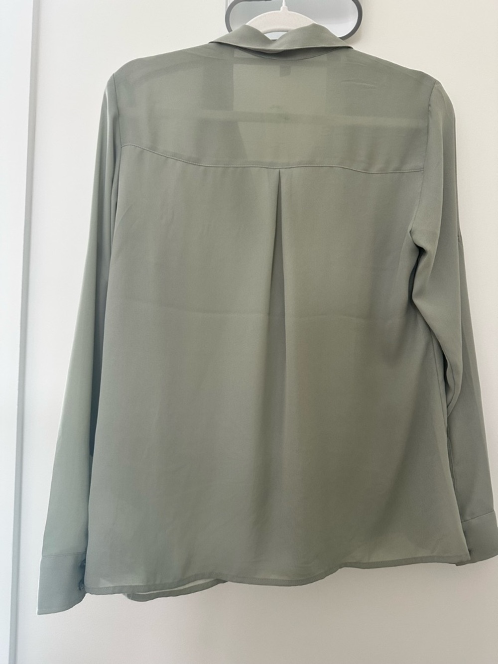 Express Light Olive Button Down Blouse | Workwear | Size M | Minimalist - Picture 5 of 5